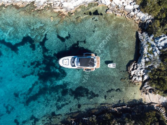 Motorboat Galeon 440 Fly for hire in Seget-196560-2 Motorboat Galeon 440 Fly for hire in Seget