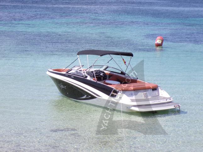 Motorboat Glastron GT 245 for hire in Ibiza Town