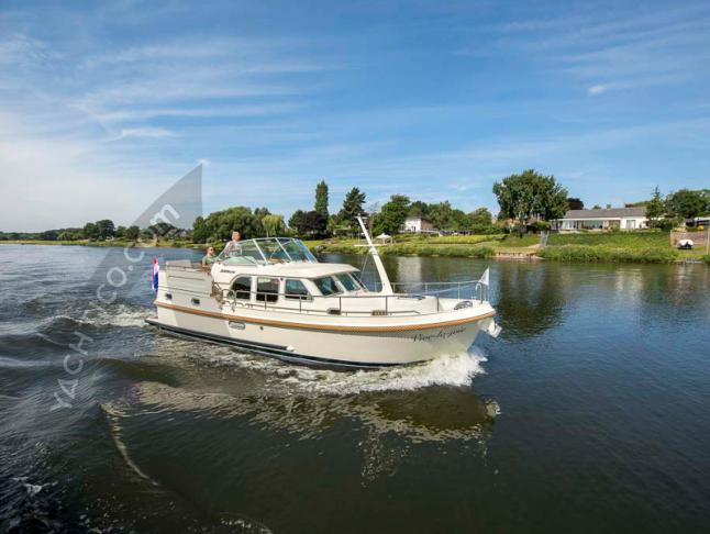 Motoryacht Grand Sturdy 35.0 AC Yachtcharter in Capestang Marina