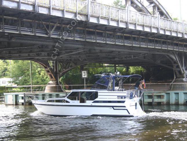 Motoryacht Gruno 35 Compact Sport chartern in Marina Bootscenter Keser