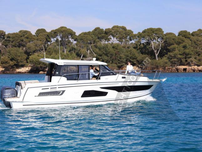 Motorboat Merry Fisher 1095 available for charter in Marina Kastel Stari