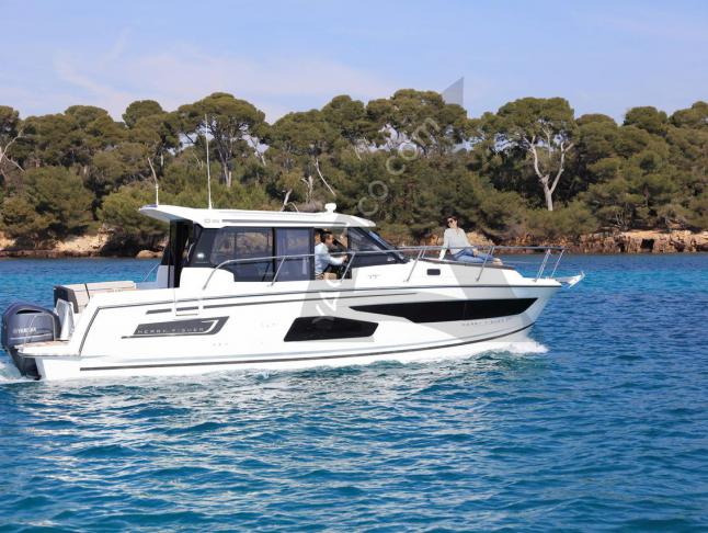 Yacht Merry Fisher 1095 Yachtcharter in Marina Kastel Stari