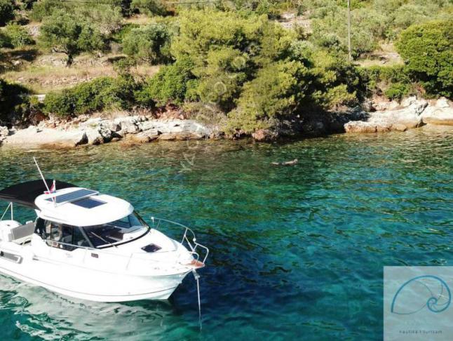 Motorboot Merry Fisher 795 chartern in Zadar