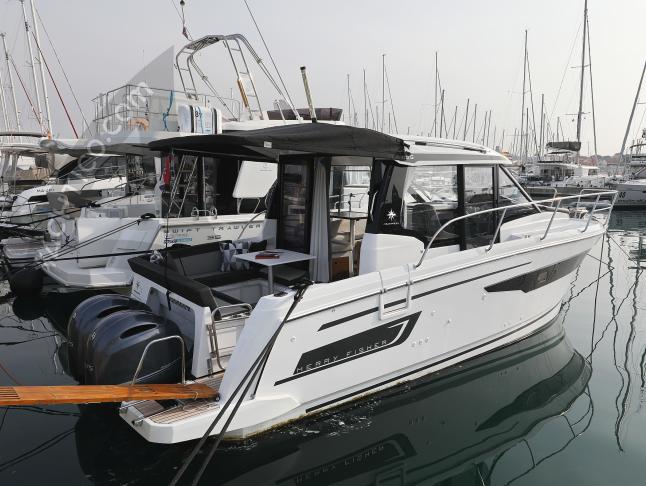 Motor yacht Merry Fisher 895 for charter in Biograd na Moru