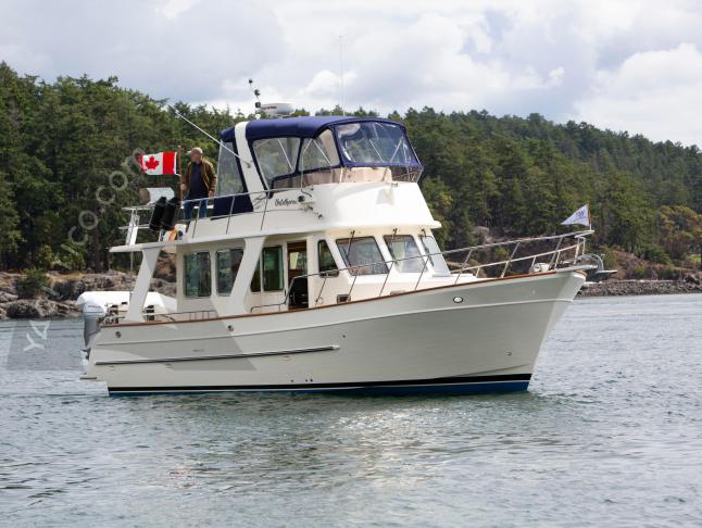 Yacht North Pacific 38 Yachtcharter in Powell River Marina