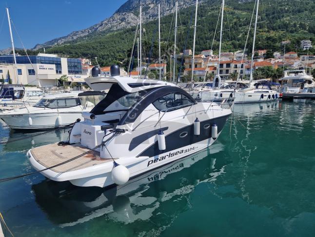 Motoryacht Pearlsea 31 HT Yachtcharter in Baska Voda