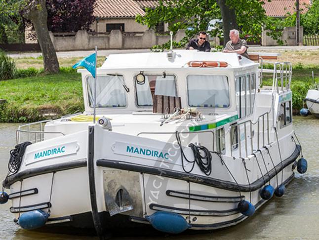 Hausboot Penichette 1165 FB Yachtcharter in Argens Minervois