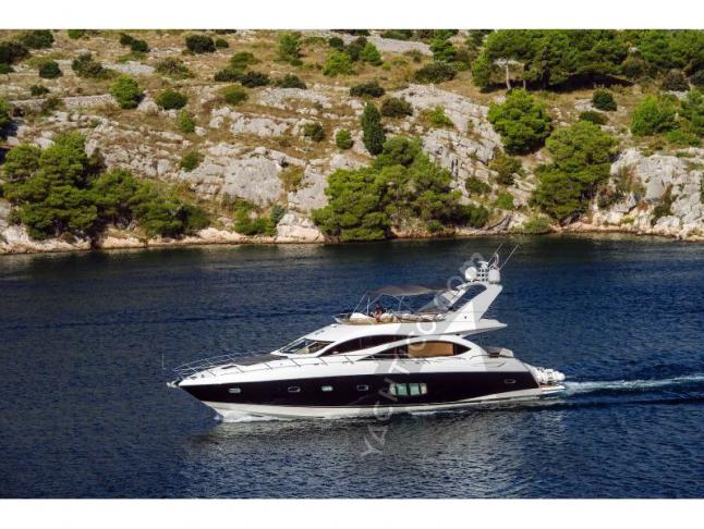 Motor yacht Predator 70 available for charter in Gouvia