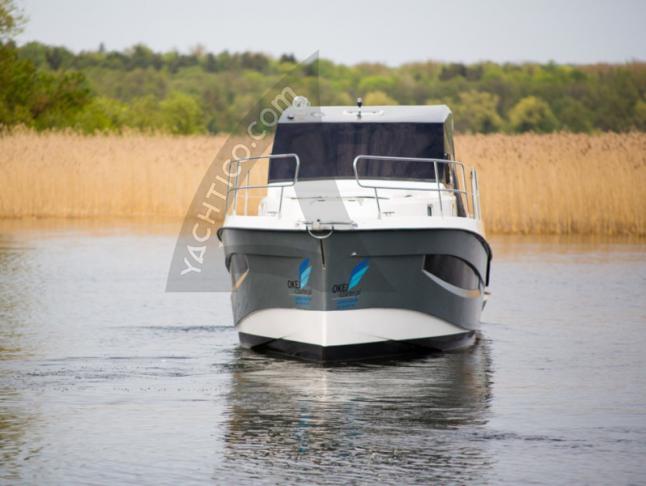 Motoryacht Represser 30 chartern in Wilkasy