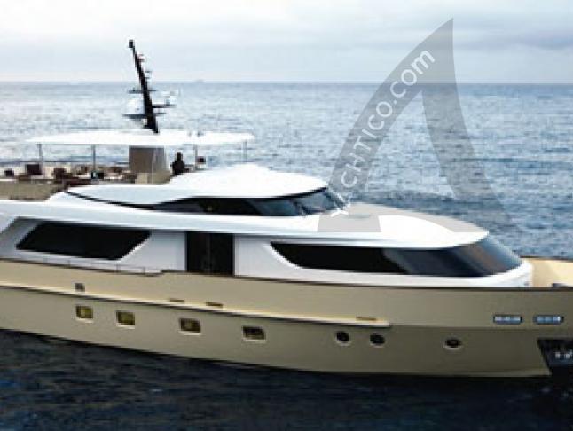 Motorboat San Lorenzo SD92 for charter in Marina di Olbia