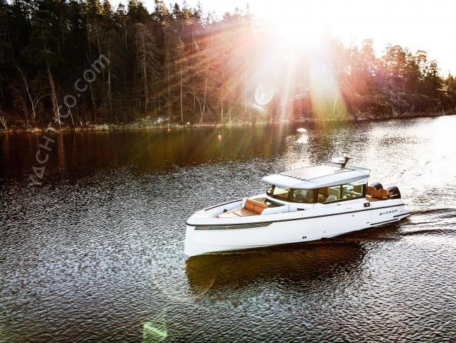 Motorboot Saxdor 320 GTC Yachtcharter in Opatija