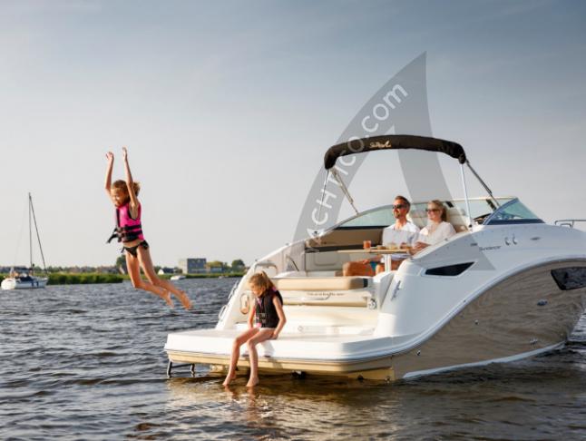 Motoryacht Sea Ray 265 chartern in ACI Marina Jezera