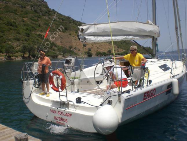 Yacht Azuree 40 Cruiser for charter in Marmaris