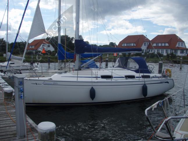 Yacht Bavaria 30 Cruiser for hire in Greifswald