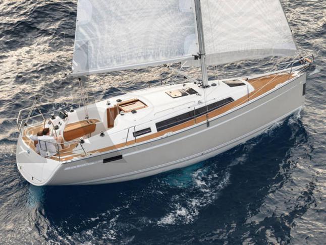 Segelyacht Bavaria 33 Cruiser Yachtcharter in Wassersportzentrum Lemmer