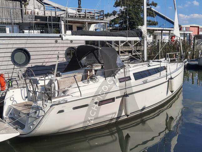 Segelboot Bavaria 34 Cruiser Yachtcharter in Saltsjö Pir Marina