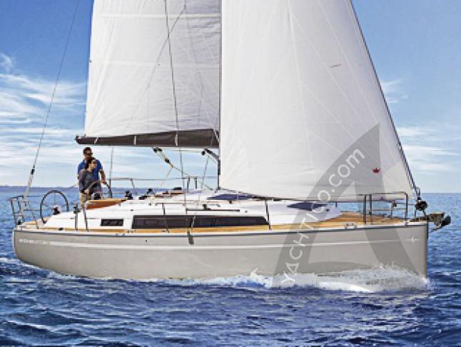 Yacht Bavaria 34 Cruiser for rent in Yacht Harbour Breege