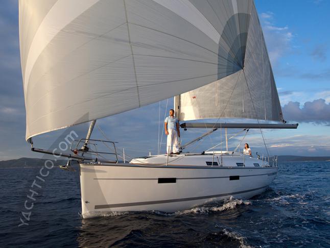 Sailing yacht Bavaria 36 Cruiser for charter in Lemmer