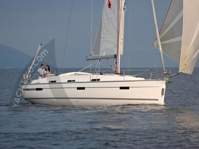 Yacht Bavaria 36 Cruiser available for charter in Pula