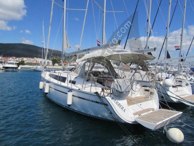 Segelyacht Bavaria 37 Cruiser Yachtcharter in Marina Seget Donji