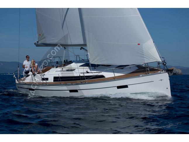 Sailboat Bavaria 37 Cruiser available for charter in Split