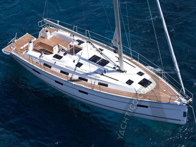 Sailing boat Bavaria 40 Cruiser for charter in Port Bocca di Magra