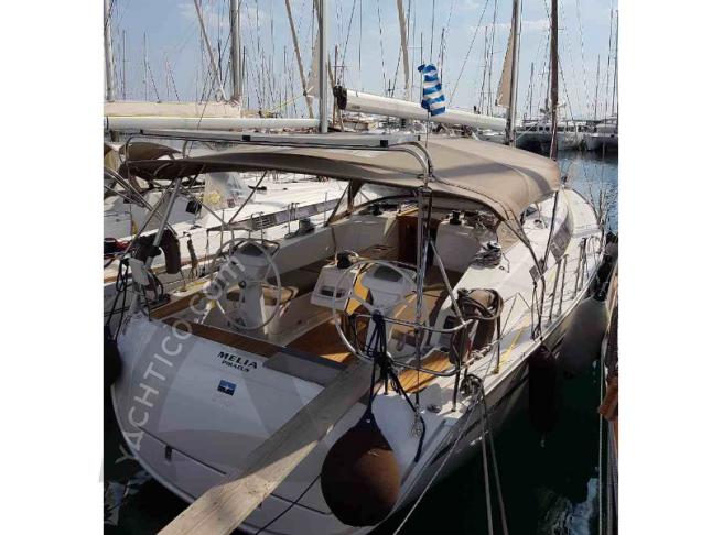 Sailing yacht Bavaria 41 Cruiser for rent in Alimos Marina Kalamaki