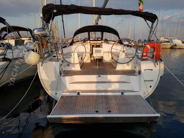 Yacht Bavaria 41 Cruiser for rent in Procida