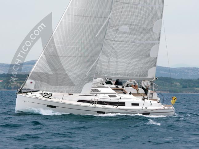 Yacht Bavaria 41 Cruiser for rent in Marina Hramina