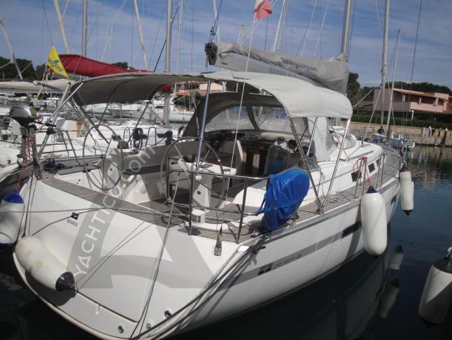 Sailboat Bavaria 45 Cruiser for rent in Portorosa