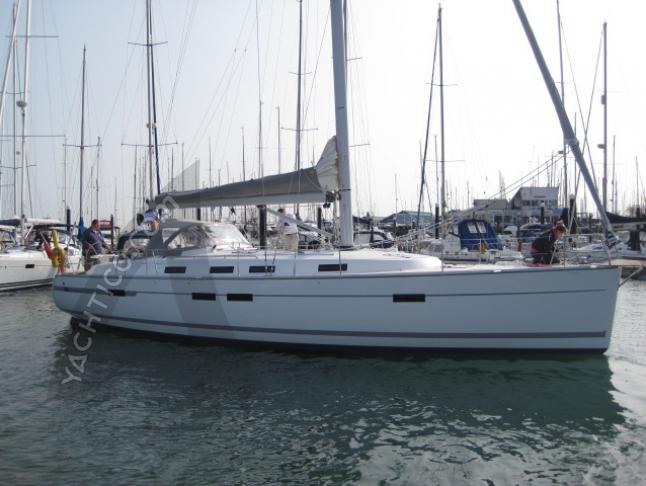 Yacht Bavaria 45 Cruiser chartern in Salamina
