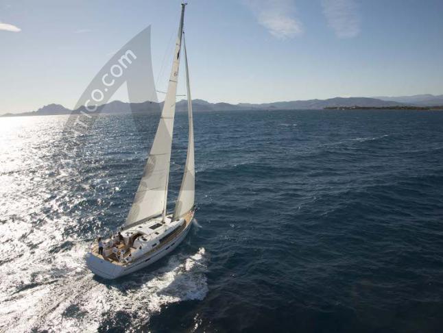 Sailing yacht Bavaria 46 Cruiser for rent in Marina Hramina
