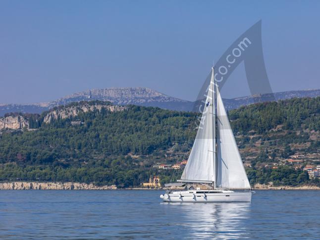 Sailing boat Bavaria 46 Cruiser for hire in Split
