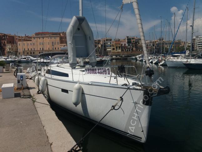 Yacht Bavaria 46 Cruiser for hire in Marina di Nettuno