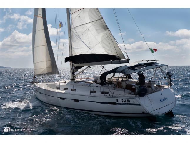 Yacht Bavaria 50 Cruiser available for charter in Puntone