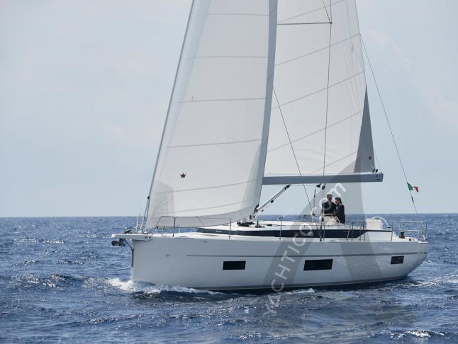 Yacht Bavaria 50 Cruiser available for charter in Pula