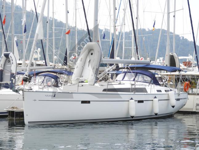 Yacht Bavaria 51 Cruiser for hire in Port Lavrio