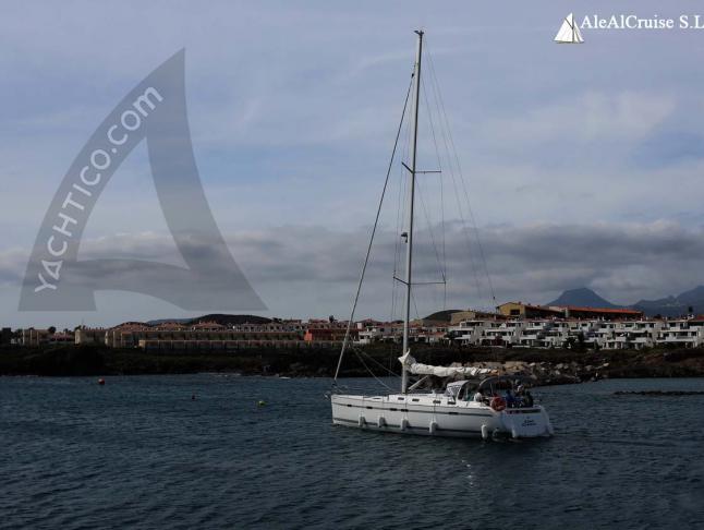 Yacht Bavaria 55 available for charter in Arona