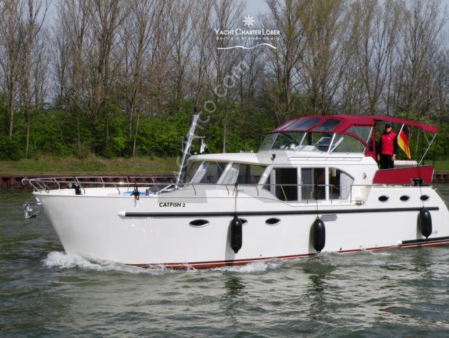 Motoryacht Catfish 46 Yachtcharter in Stadt Berlin