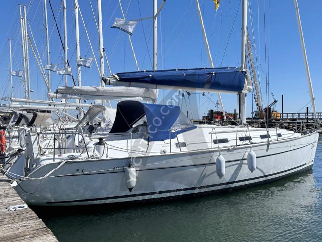 Yacht Cyclades 39 for rent in Heiligenhafen
