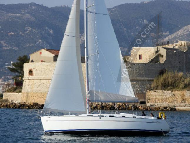 Segelyacht Cyclades 43.4 chartern in Msida Marina