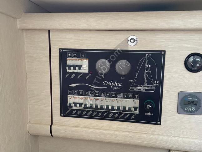 Segelboot Delphia 40 chartern in Marina di Arechi