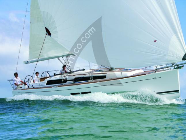 Yacht Dufour 375 Grand Large for rent in Marina Frapa