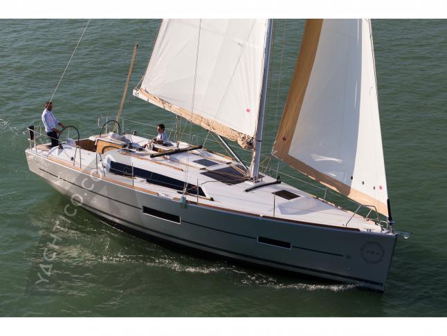 Yacht Dufour 382 Grand Large chartern in Medulin