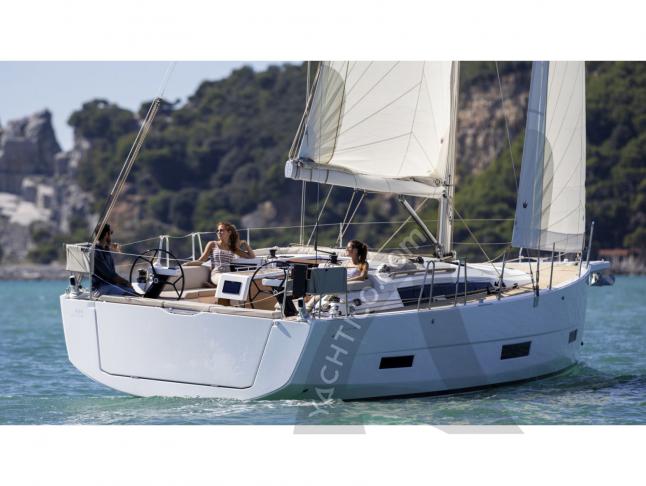 Sailing yacht Dufour 390 Grand Large for rent in Marina Kastela