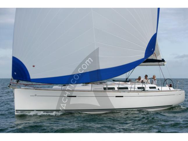 Sailing yacht Dufour 425 Grand Large for charter in Porto di Marina di Ragusa