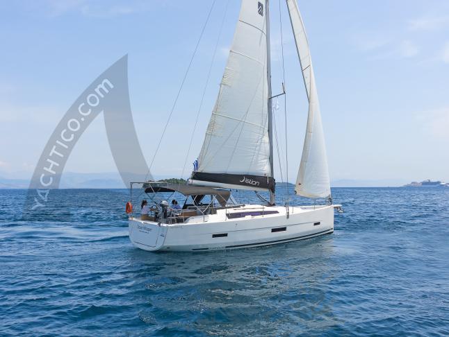 Sailing boat Dufour 430 for charter in Gouvia Marina