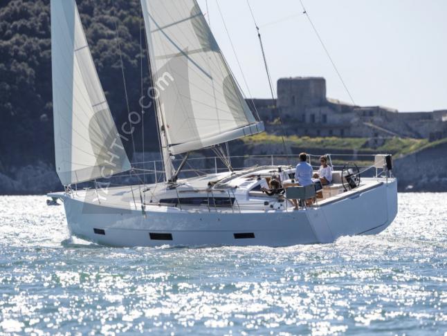 Segelyacht Dufour 430 Yachtcharter in Portorosa