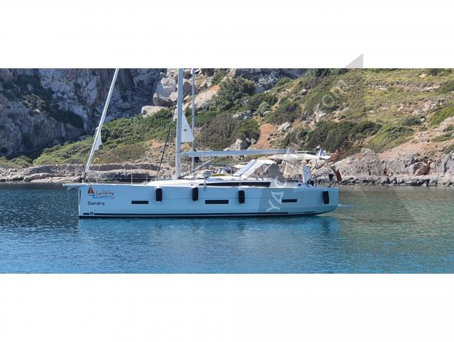 Yacht Dufour 430 Grand Large for rent in Adakoy Marina