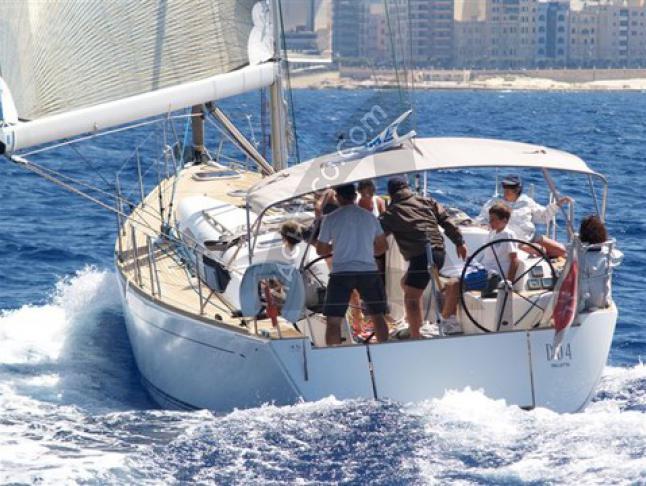 Sailing yacht Dufour 45 for hire in Grand Harbour Marina